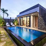 Simple And Magical . Villa Almaya