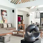 Villa Seminyak 6 Bedrooms