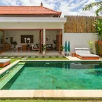3Bdr Villa Batu Belig, 5Mins To Beach