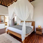 Unicorn Shelter Villa