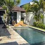 The Kon\'S Villa Bali Seminyak