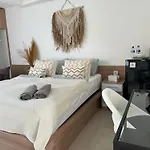 Homely, Cozy Studio In Seminyak 5