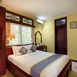 Villa At Royal Tunjung Bali