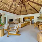 Villa Olive Managed By Villa Bugis