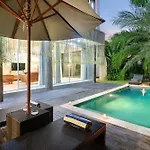 Villa Indaros