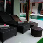 J & J Villa Seminyak