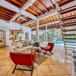 Villa Sabi 2Br In The Heart Of Seminyak By Santi Management