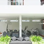 Modern & Central 3 Bedroom Plus Cinema