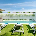 Villa Kamawis Seminyak