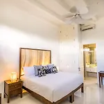 Villa Pulau Rumah
