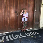 Villa Una