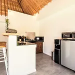 2Br Private Pool Villa In Oberoi, 5Min To Beach