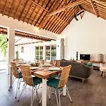 2Br Private Pool Villa In Oberoi, 5Min To Beach