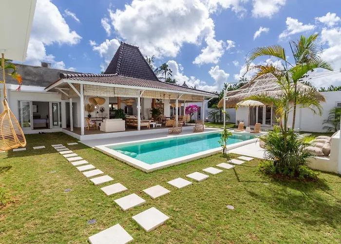Villa M2 Seminyak By Alfred In Bali