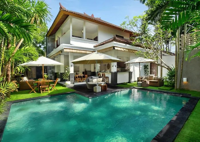 Big Private 7 Bed, 7 Bath, Goldflower Villa With 2X Pool, 2X Lounge, Best Location