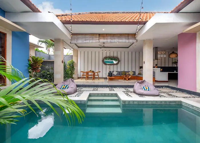 Villa Scarlet