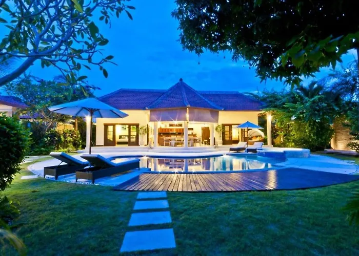 Villa Mango - 3 Bedroom Villa In Seminyak