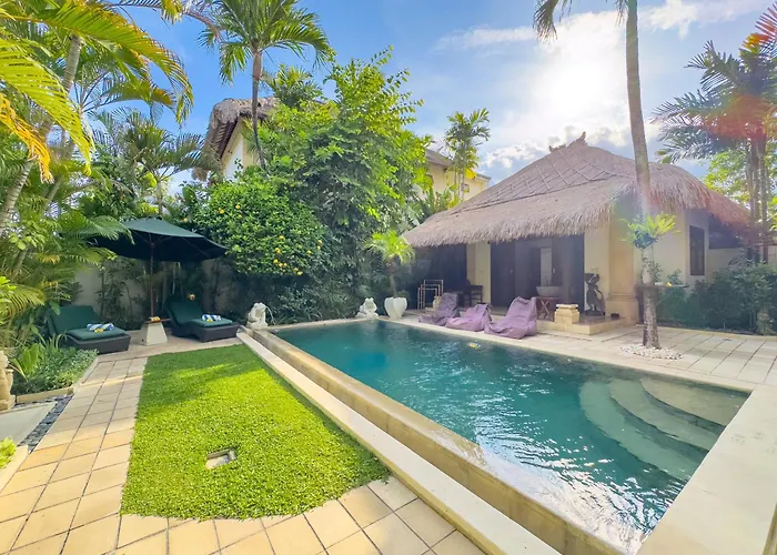 Villa Bugis Kayu Aya Seminyak