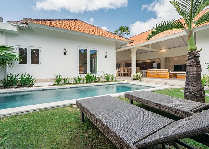 Green Garden Seminyak Villa