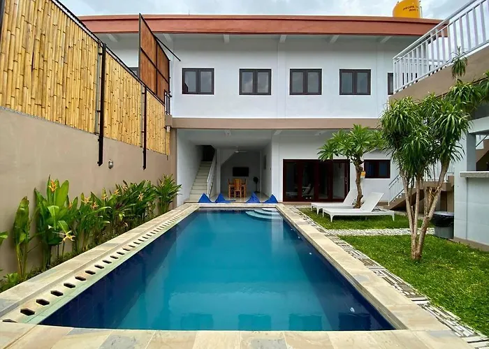 Family Villa With Private Pool In Central Seminyak
