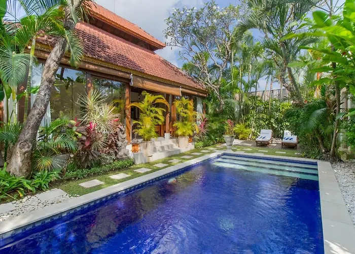 Heart Of Seminyak, 2Br, Sleeps 4, Walk To Bintang