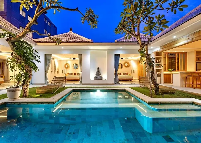 New 4 Bdr Villa Rooftop & Pool Seminyak Petitenget