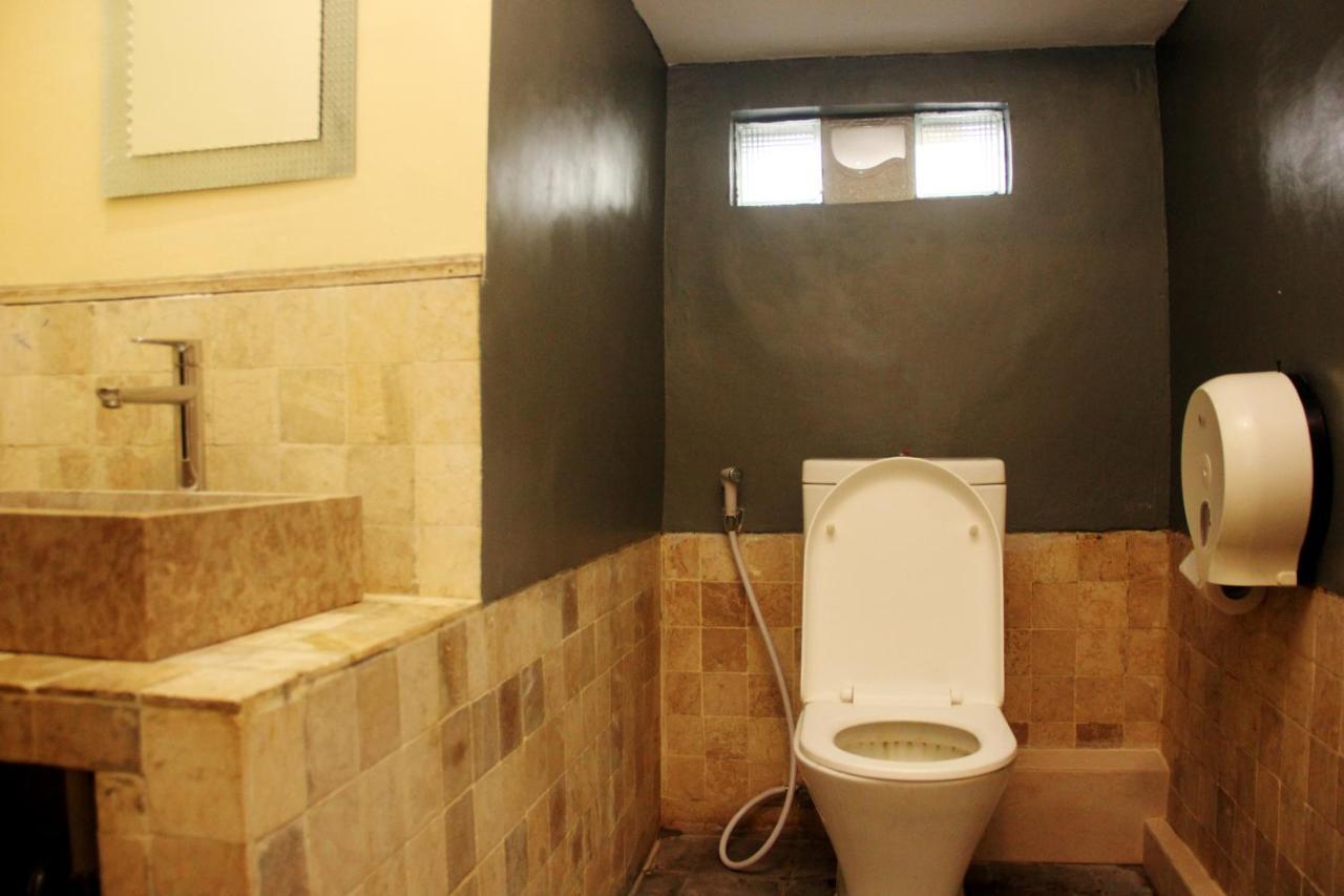 Ala Hostel *