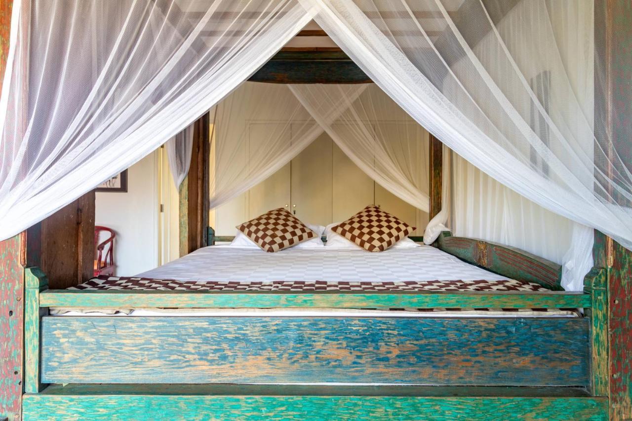 Mari Camplung Tanduk Seminyak (Bali)