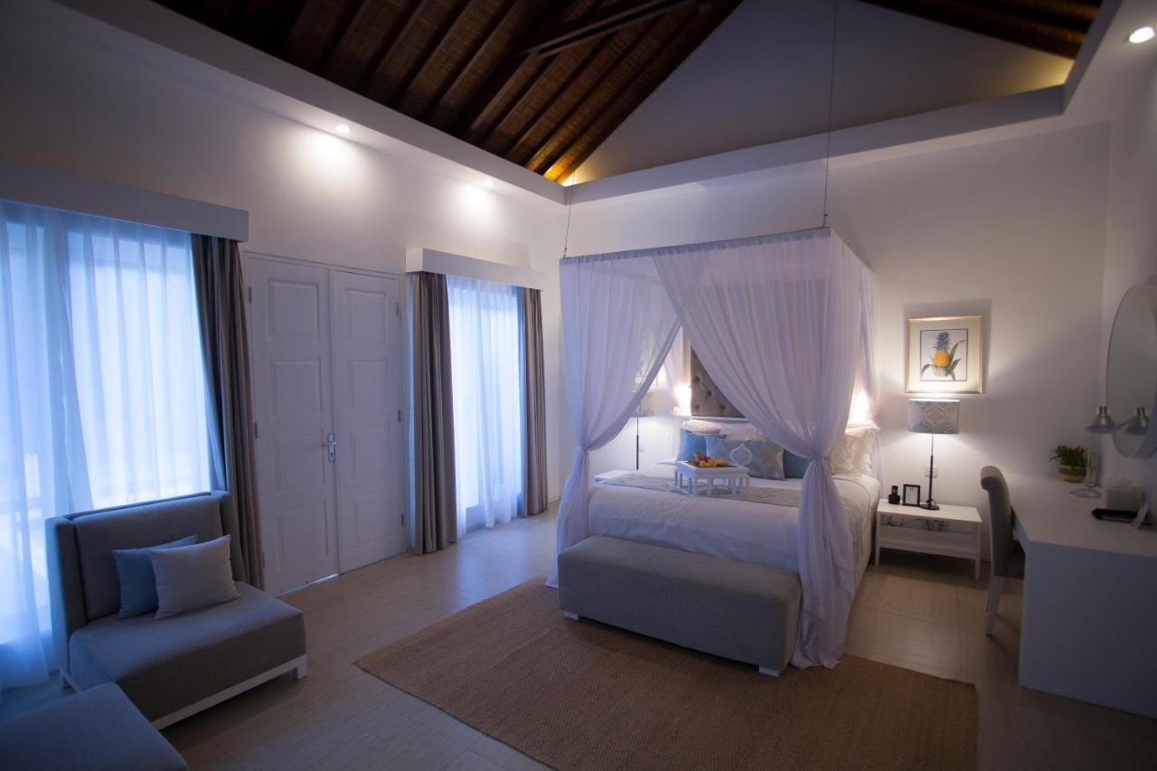 Lakshmi Luxury Villas, Walk To The Beach And Shopping Villa Seminyak (Bali)