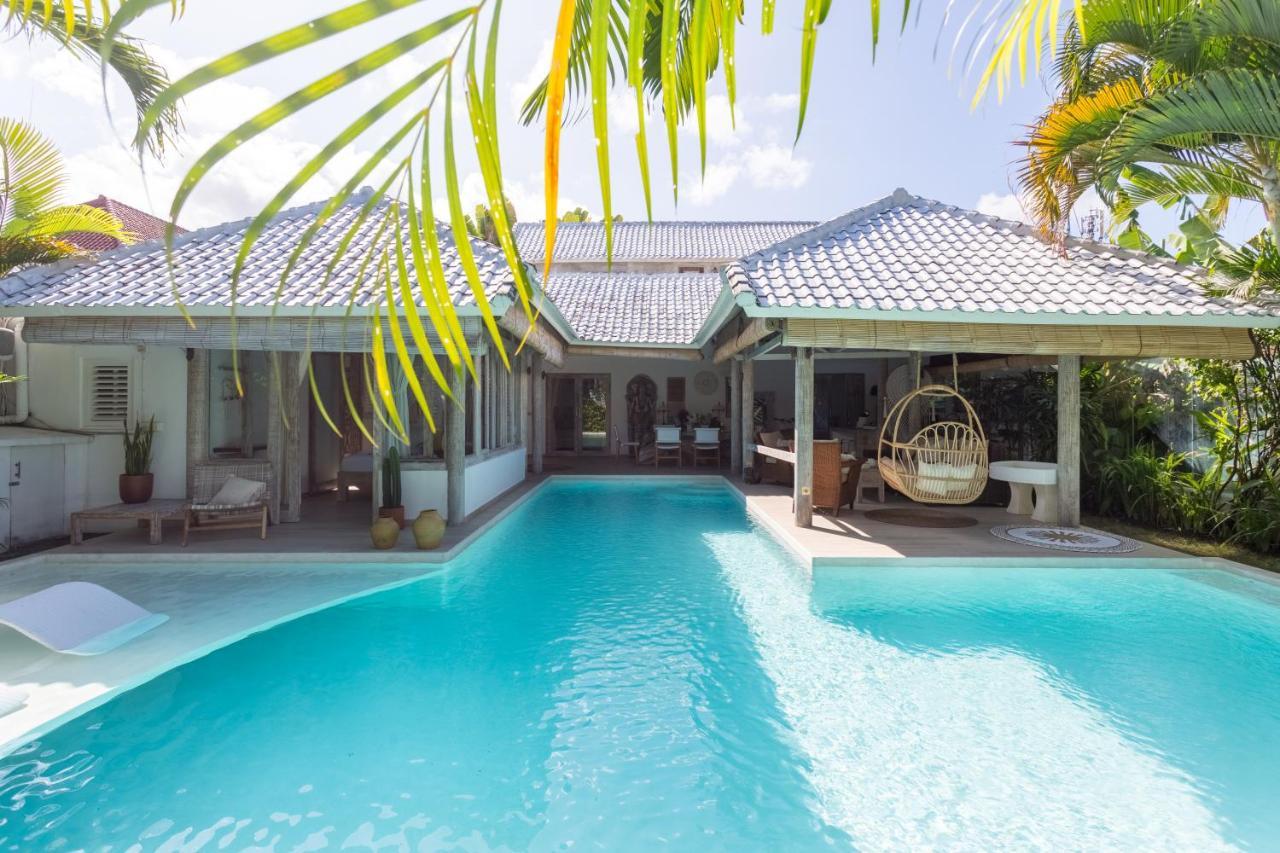 Cocowhite Villa