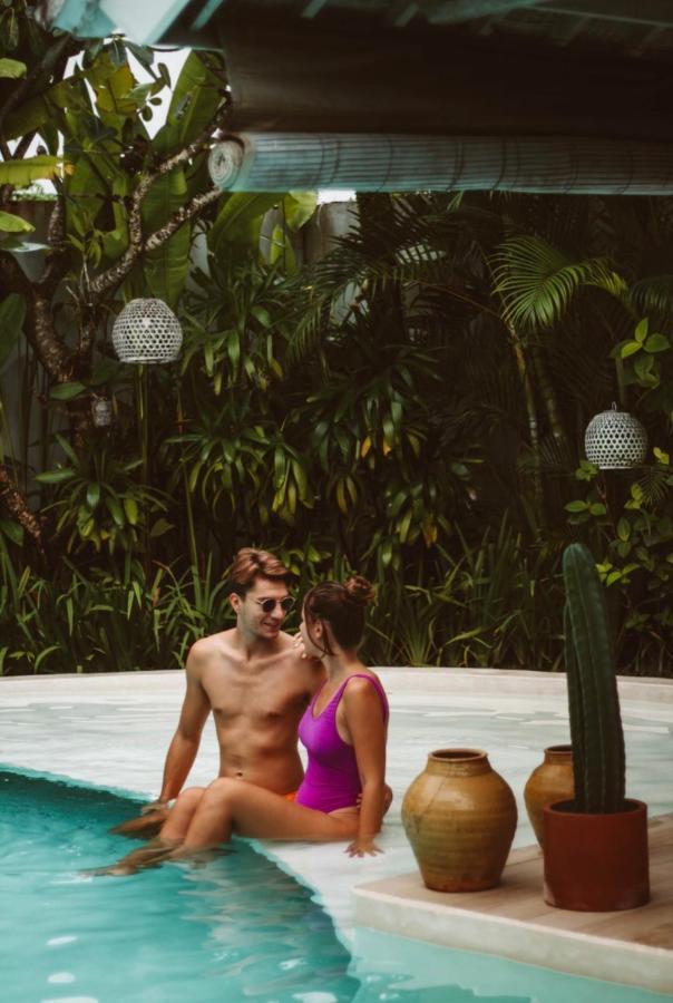 Cocowhite Seminyak