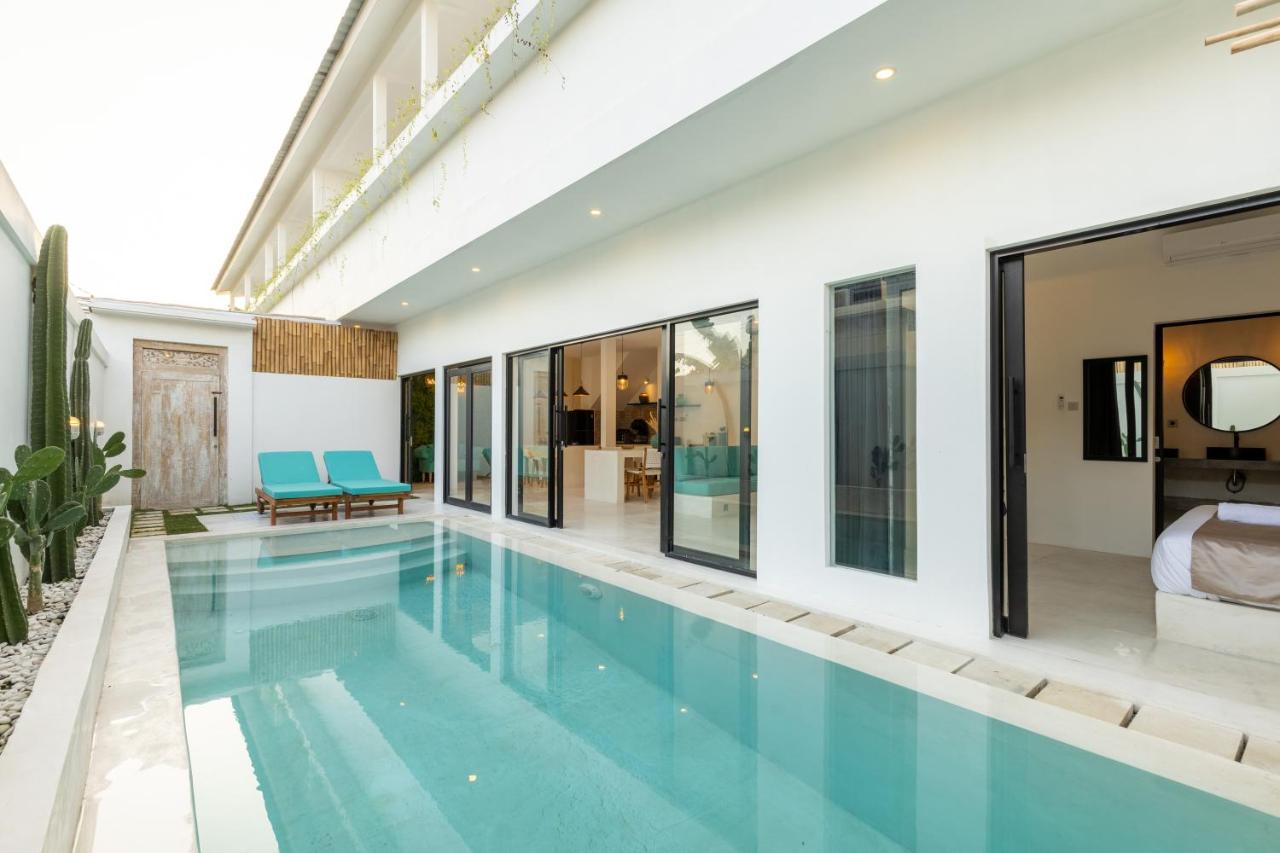 Gemini 2 Villa Seminyak (Bali)