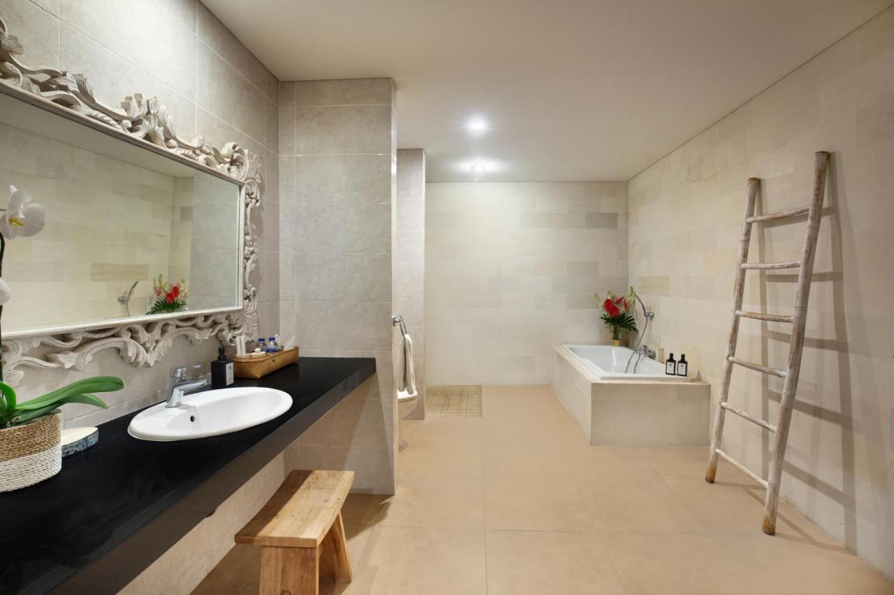Villa Big Private 7 Bed, 7 Bath, Goldflower With 2x Pool, 2x Lounge, Best Location *