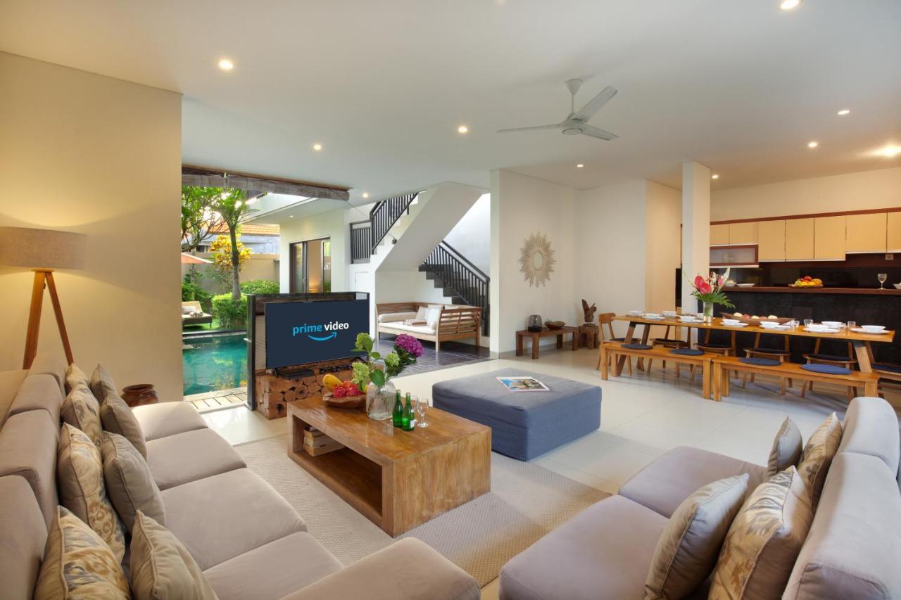 Big Private 7 Bed, 7 Bath, Goldflower With 2x Pool, 2x Lounge, Best Location * Seminyak (Bali)