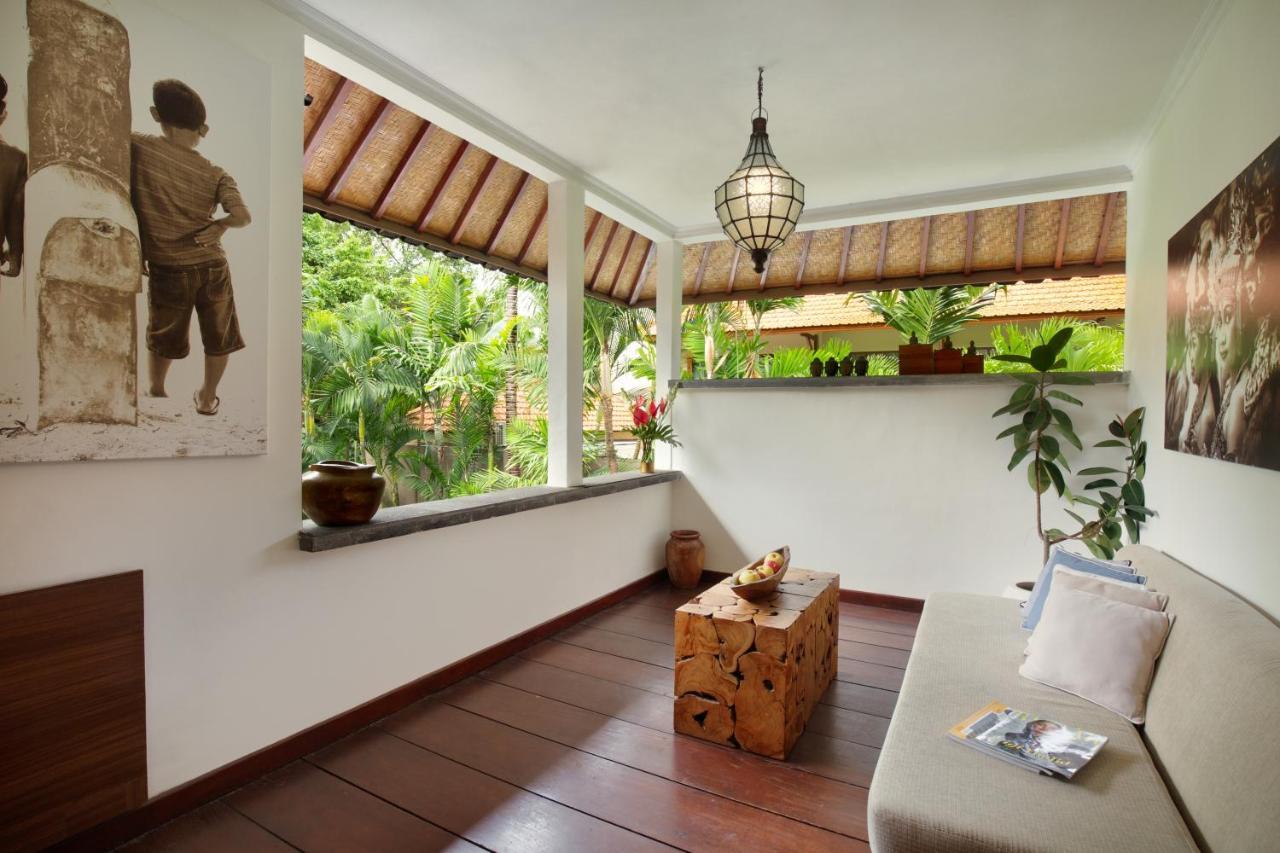 Big Private 7 Bed, 7 Bath, Goldflower With 2x Pool, 2x Lounge, Best Location Villa *