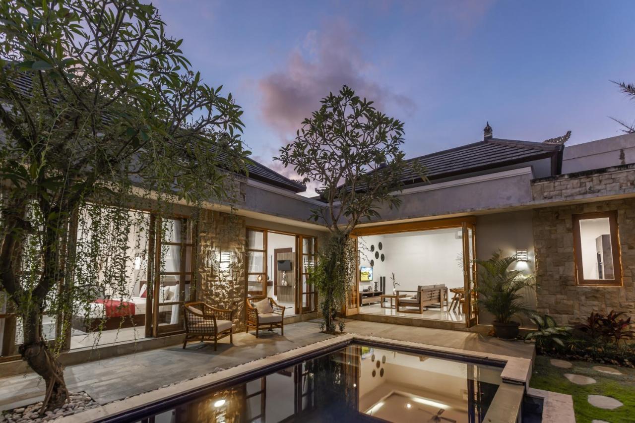 Bali Voyage Villa
