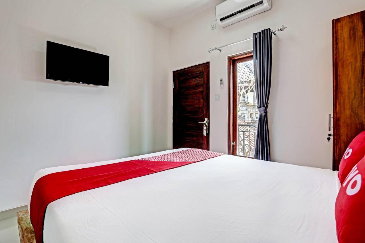 Oyo 91080 Kubu D&d Hotel 2*