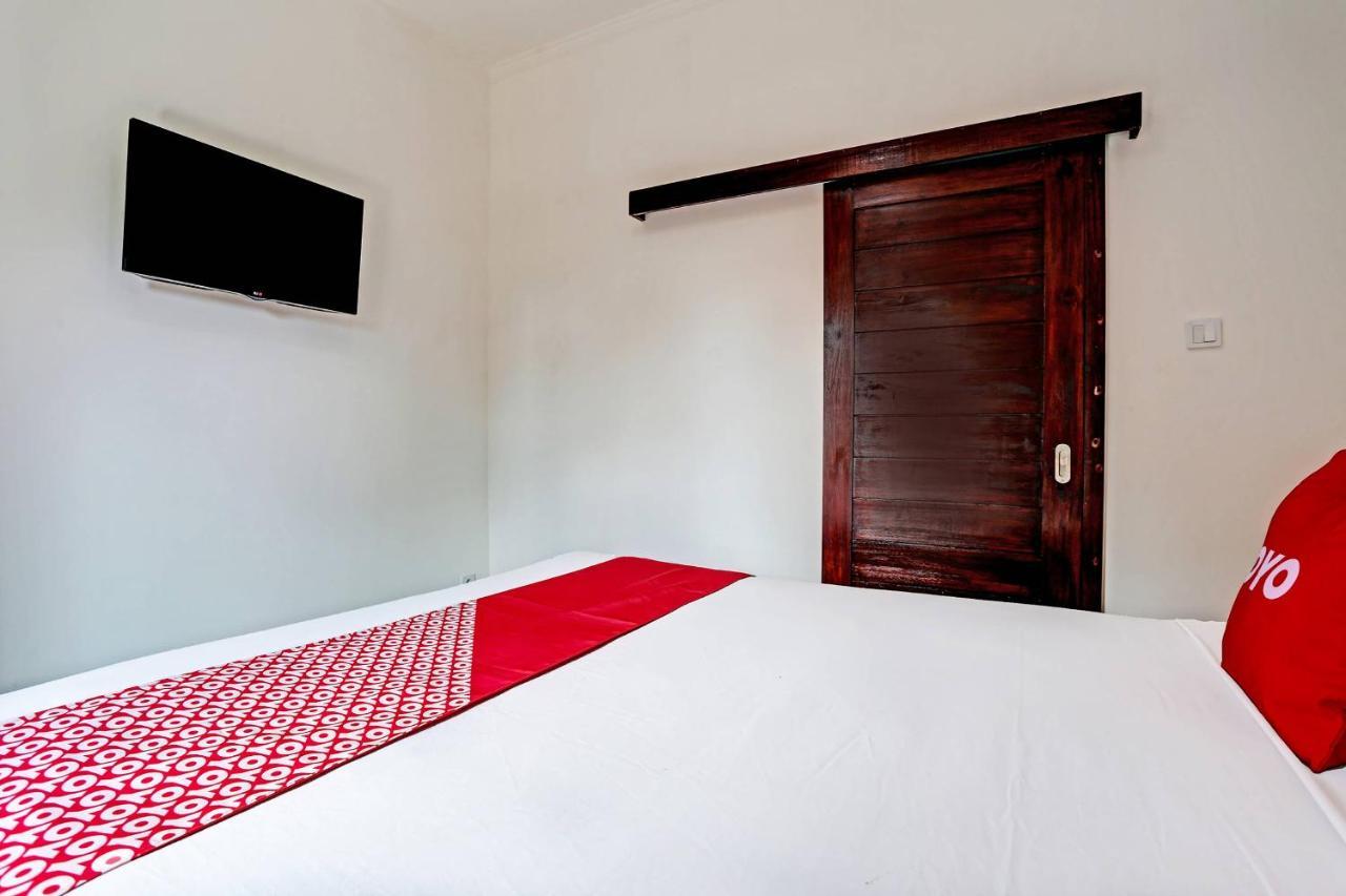 Oyo 91080 Kubu D&d Hotel
