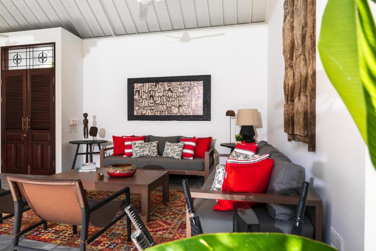Rua - Stylish Luxury, Tranquil Location In Legian, Walk To Villa