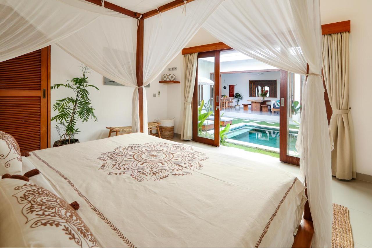 Villa 3bdr Batu Belig, 5mins To Beach