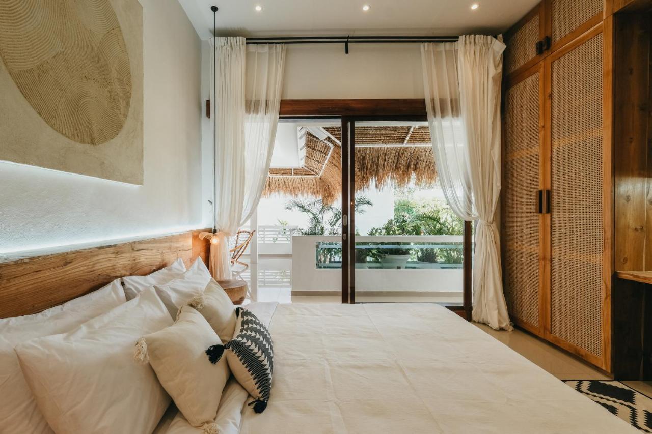 Casa Auri Seminyak (Bali)