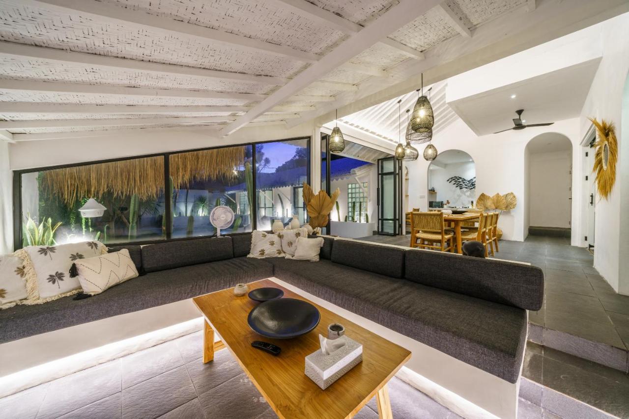 Mana 888 - Cozy Tropical 4br In Seminyak! Seminyak (Bali)