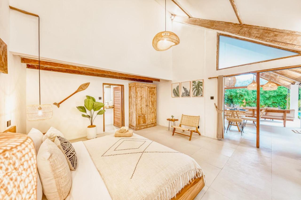 Indigo - 5-bdr With Huge Pool And Garden Seminyak (Bali)