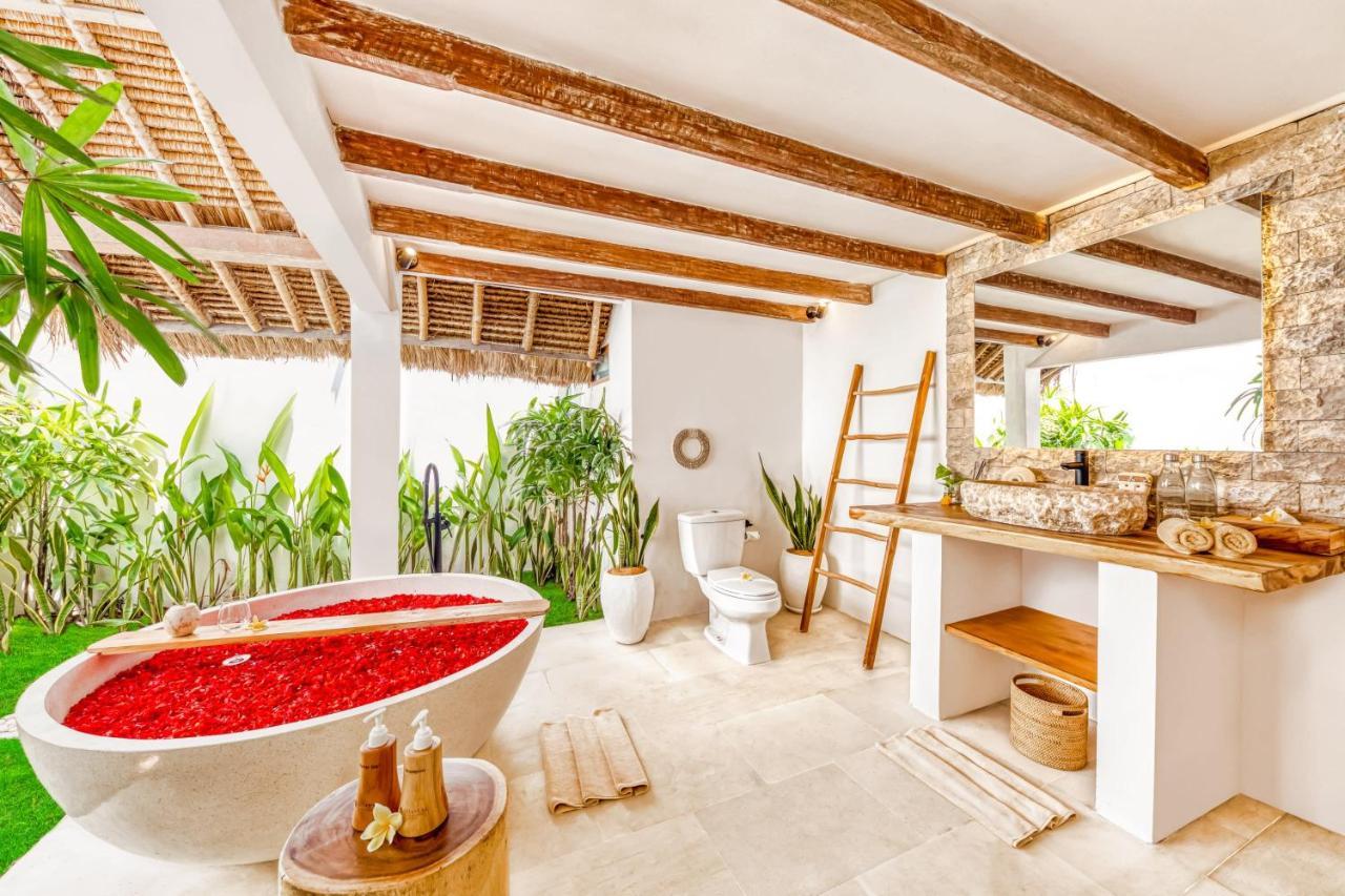 Villa Indigo - 5-bdr With Huge Pool And Garden Seminyak (Bali)