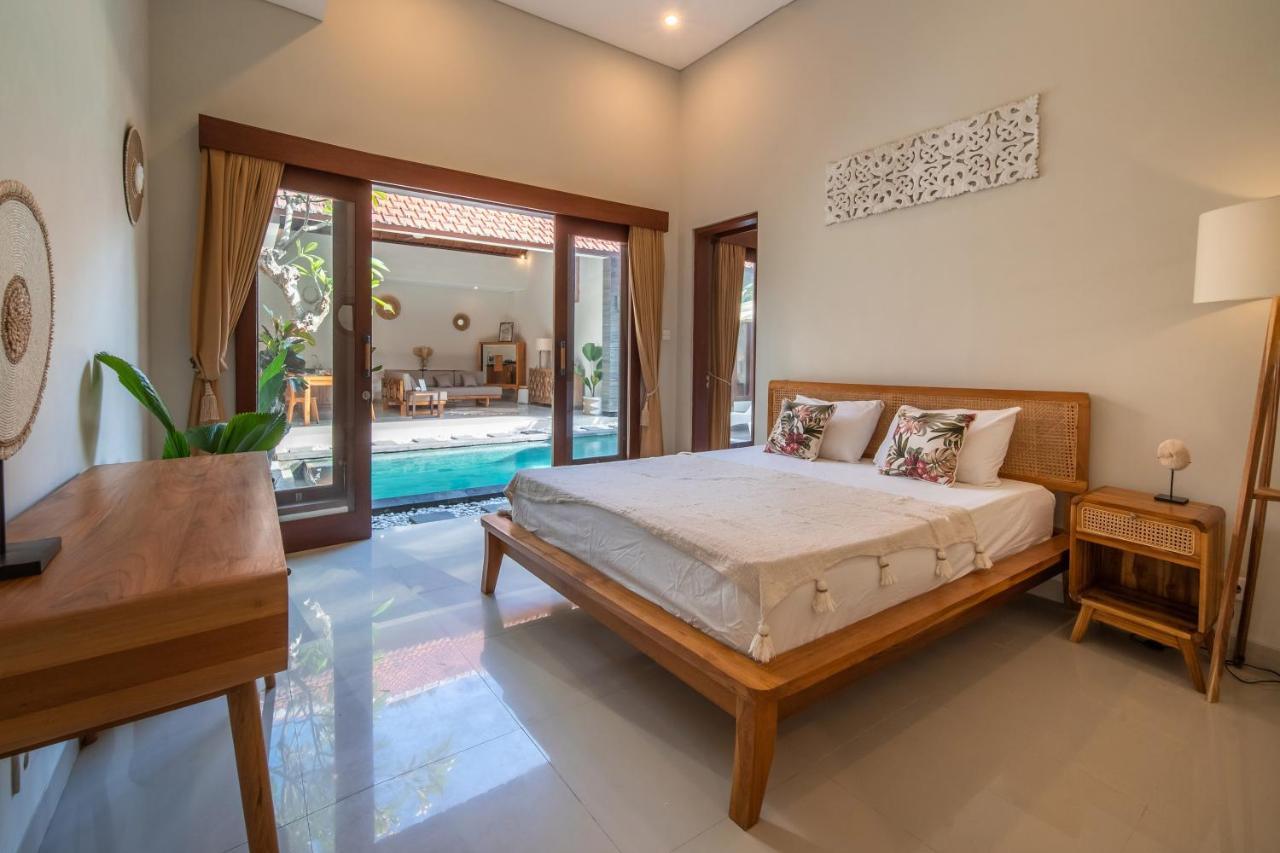 Private 3 Bedrooms With Swimming Pool Villa Seminyak (Bali)