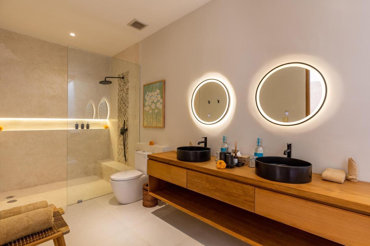 Brand New 5 Bd Luxury 300m To Villa