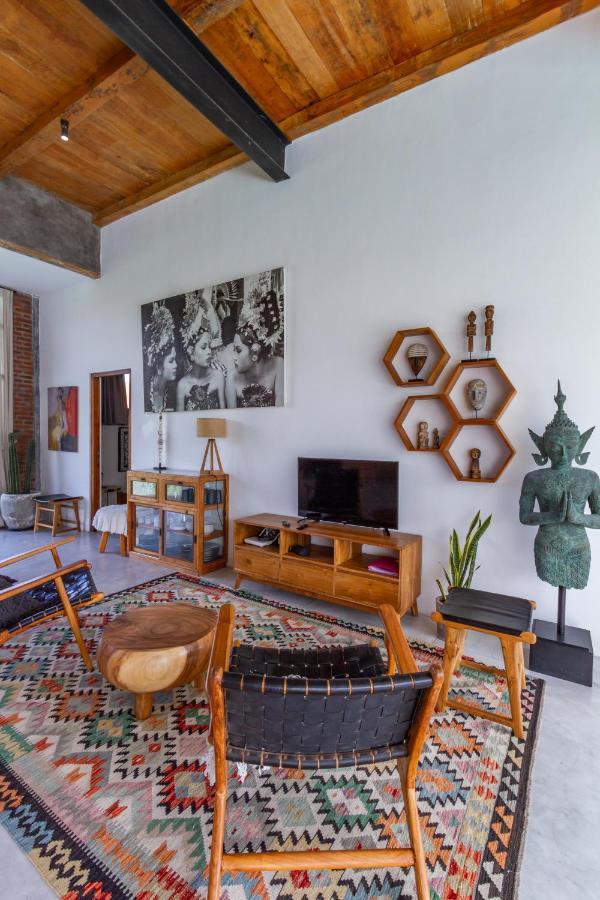 Maje By Alfred In Bali *