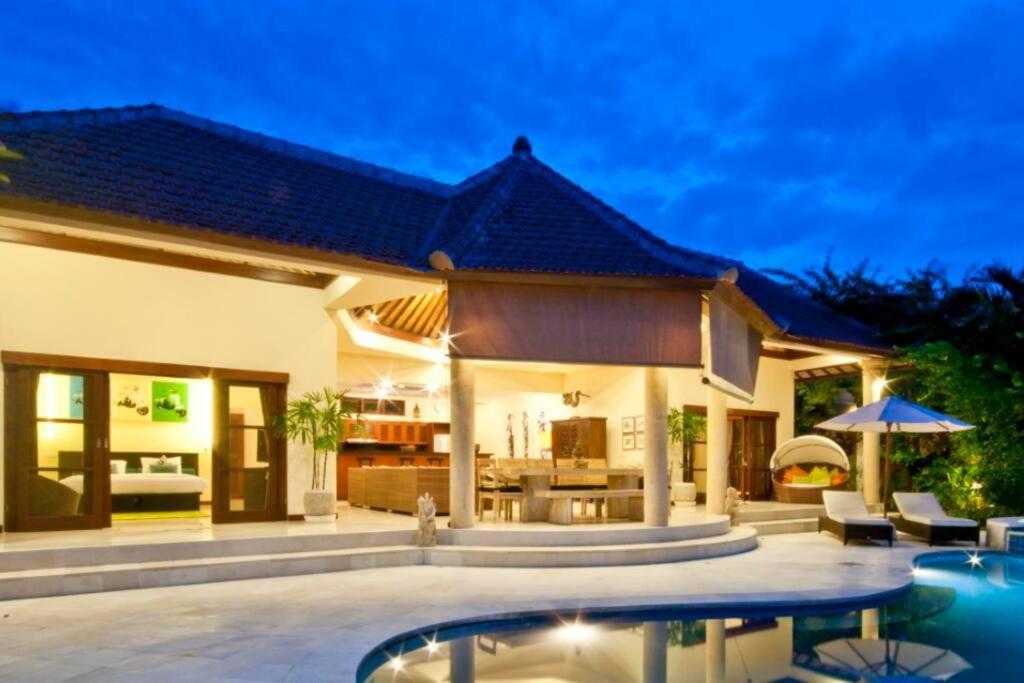 Mango - 3 Bedroom In Seminyak (Bali)