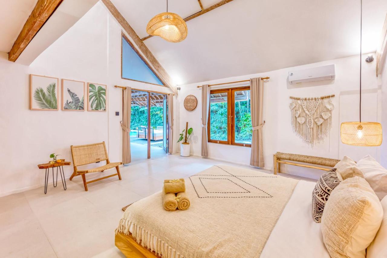 Indigo - 5-bdr With Huge Pool And Garden Seminyak (Bali)