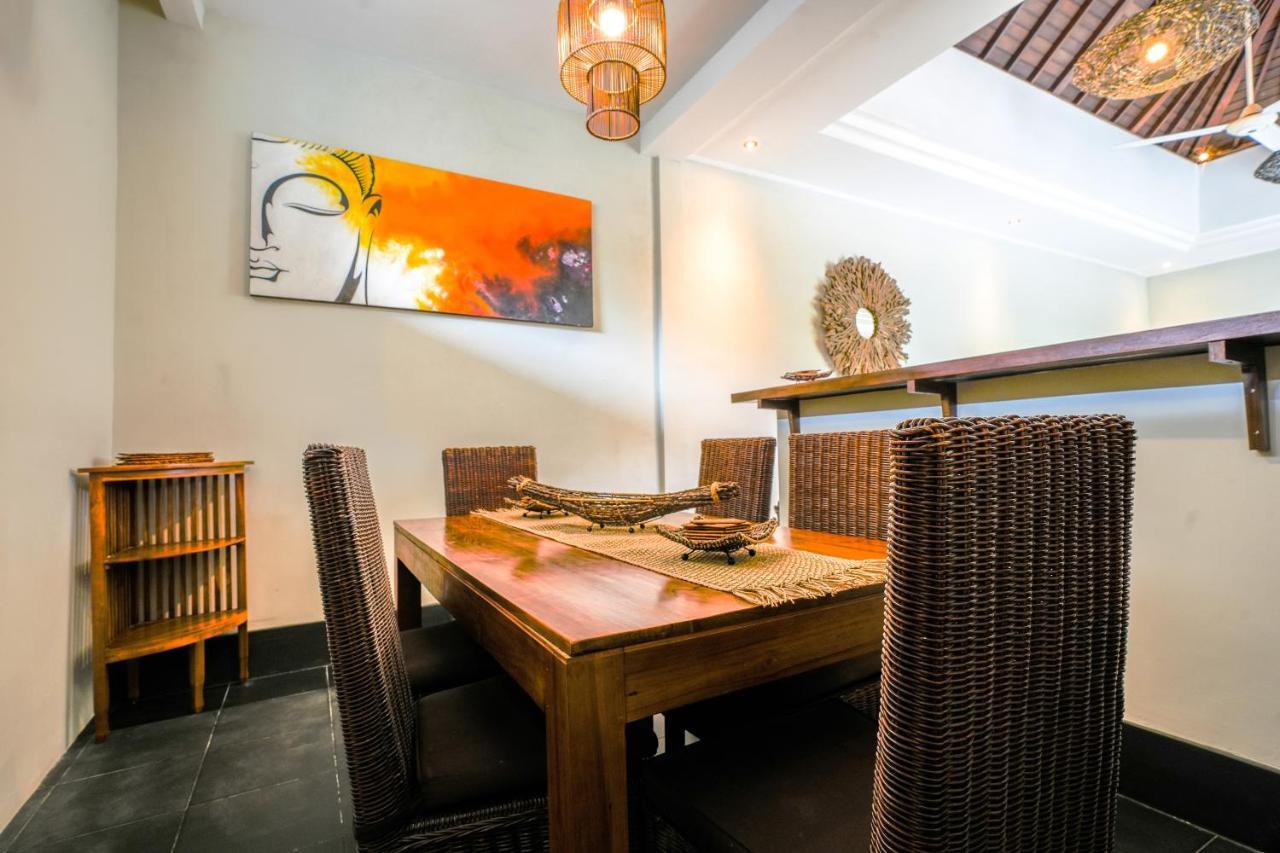 Villa Vino - Legian - 3 Bedroom - 3 Bathroom - Great Location *